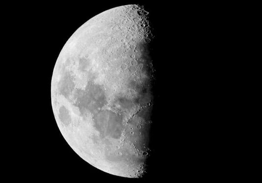 The May 27th First Quarter Moon in Virgo is the time for self-reflection & self-improvement